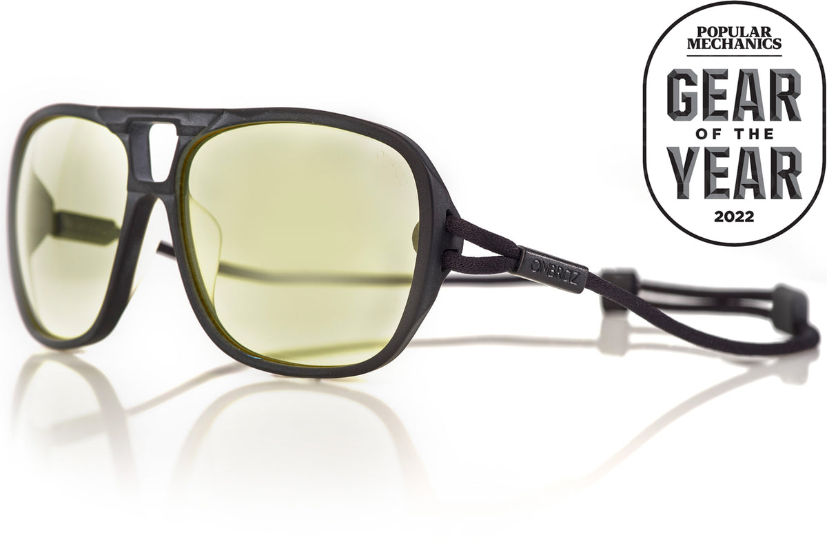 leggero_charcoal_blocker Side shot of Ombraz leggero armless rope sunglasses, gear of the year award